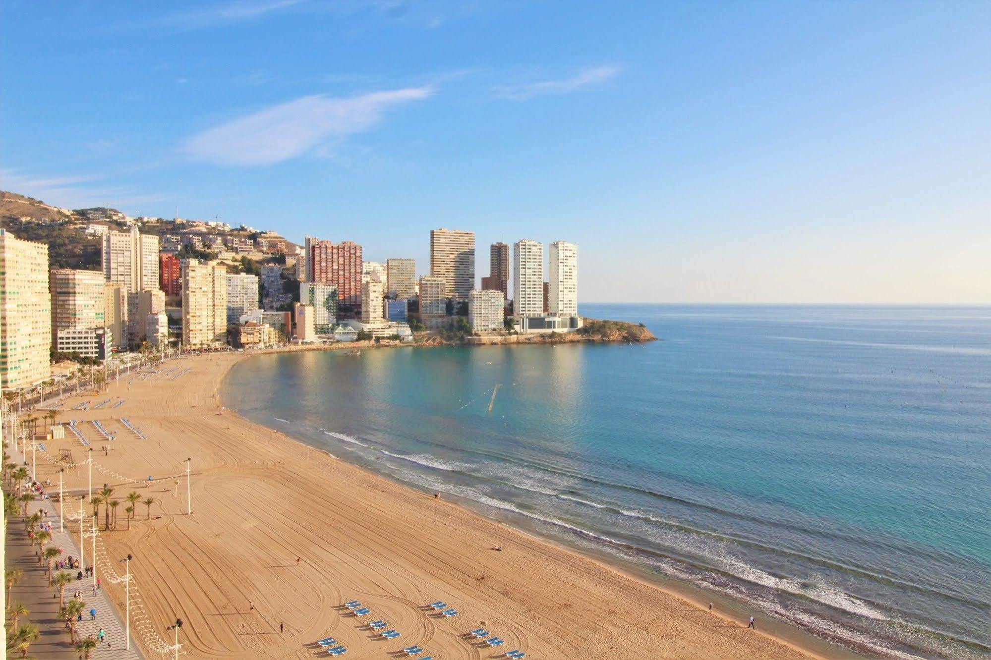 Las Damas - Aloturin Benidorm Extérieur photo