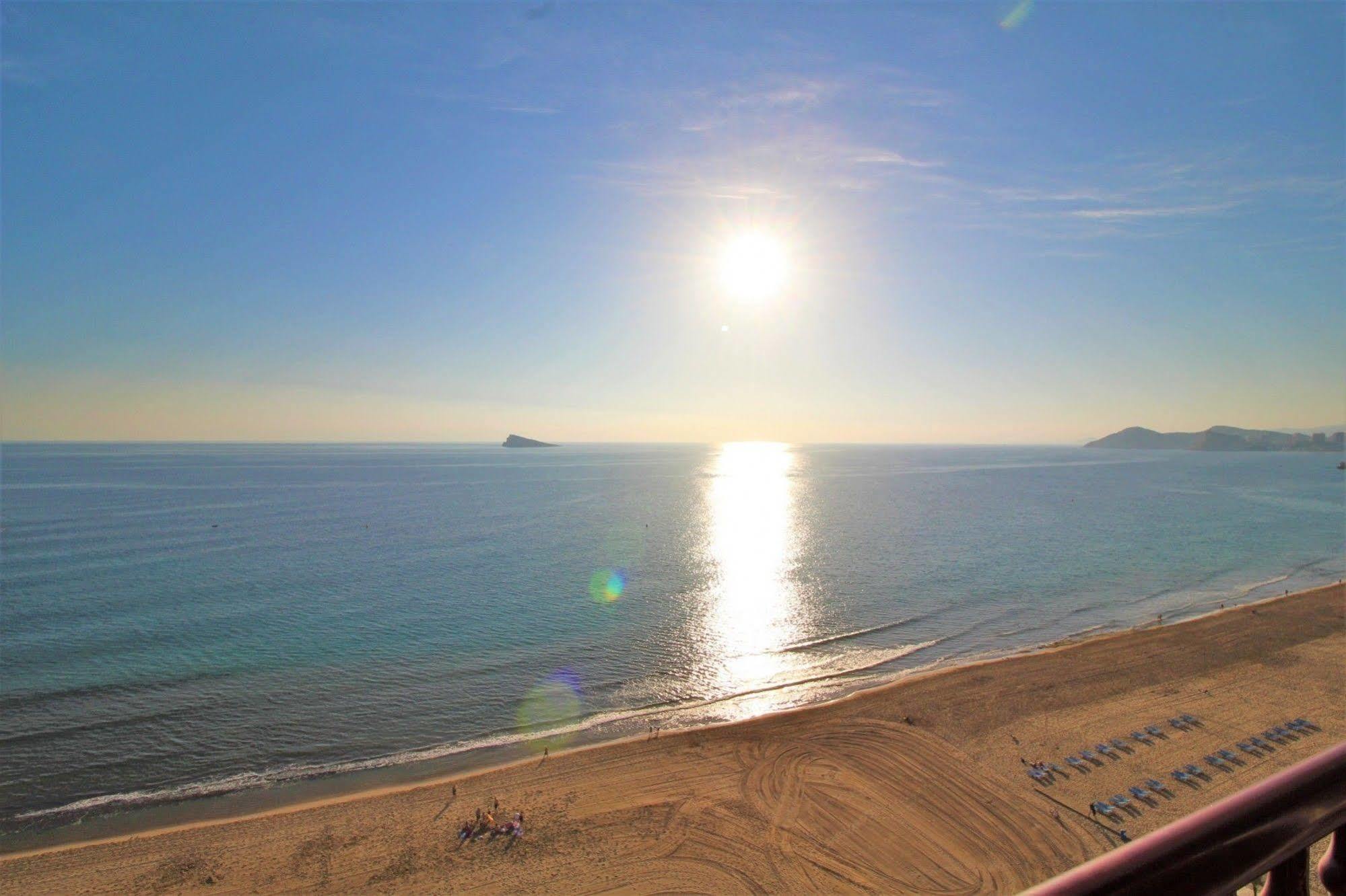 Las Damas - Aloturin Benidorm Extérieur photo